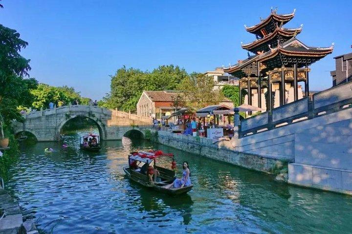 Excursión privada de un día al jardín Foshan Qinghui y al pueblo acuático Fengjian desde Guangzhou