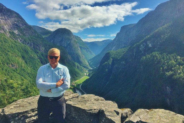 PRIVATE GEFÜHRTE TOUR: Das Herz Norwegens - Wikinger Spezial, 8-9 Stunden - SOMMER