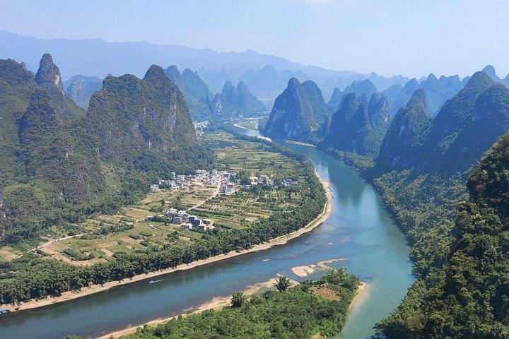 Excursão de 2 dias a Guilin, incluindo o barco de 4 estrelas, a colina de Xianggong e o show de Liusanjie