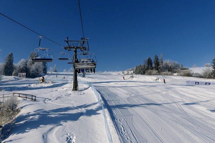 スキー旅行+クラクフからのプライベート送迎付き温泉