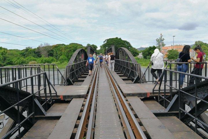 VISITE PRIVÉE : Kanchanaburi Death Railway ou Burma Railway
