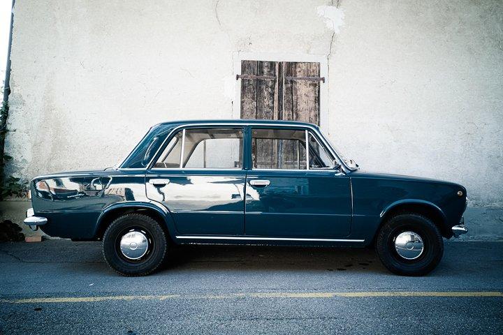 Eriwan-Tour im Retro-Lada mit Getränken (Eriwan-Stadtrundfahrt)