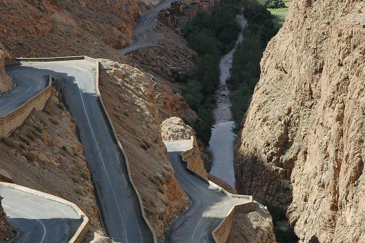 Tour privato da Marrakech a Merzouga Dunes e Fez