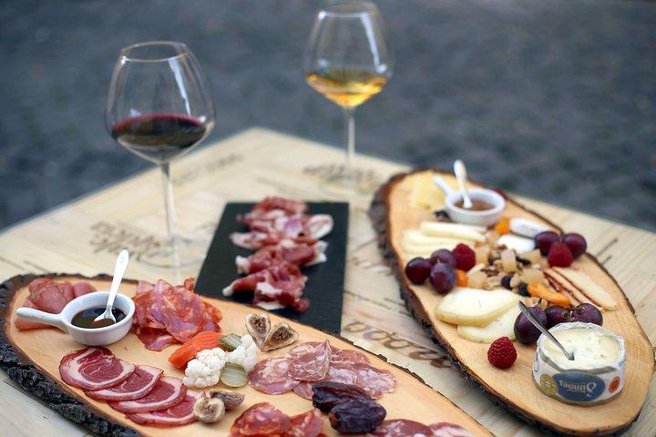 Privat Lissabon Tour med Premium Portugisisk Vin og Tapas Smag