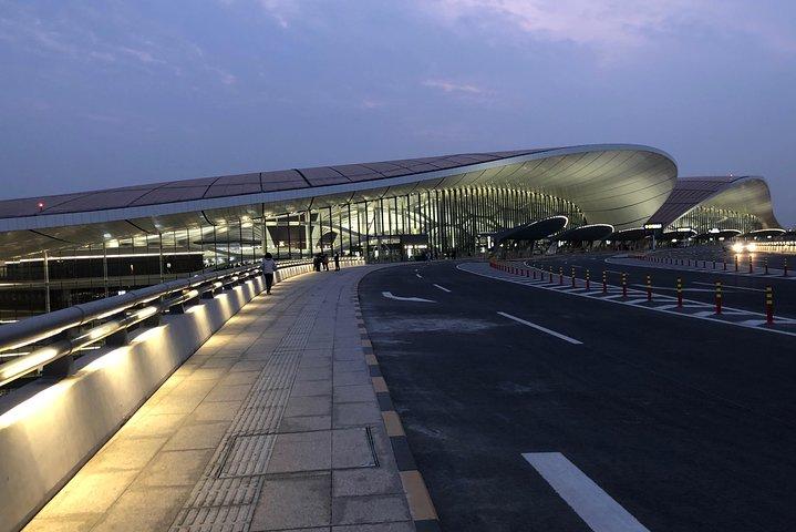 紫禁城、天安門広場、胡同への北京レイオーバーツアー