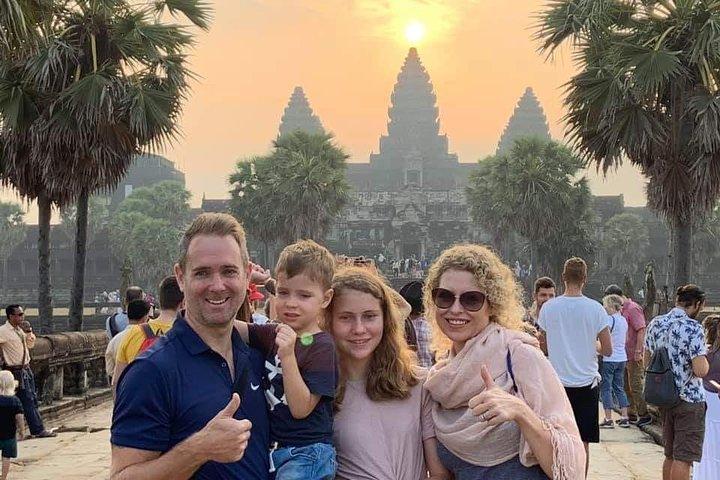 Angkor Wat Sunrise Tour with Small - Group and Guide tours