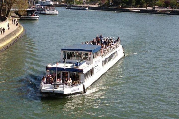 Seine River Cruise and Paris Canals Tour