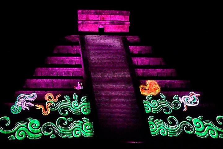 Noites mágicas de Kukulkan. Chichen Itza, Valladolid e um passeio pelo cenote sagrado.