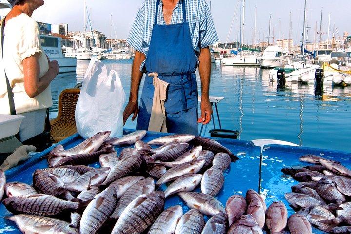 Cesarine: Marknadstur och husmansmatlagningskurs i Bari