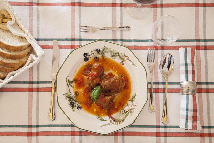 Cesarine：バーリの市場ツアーと家庭料理教室