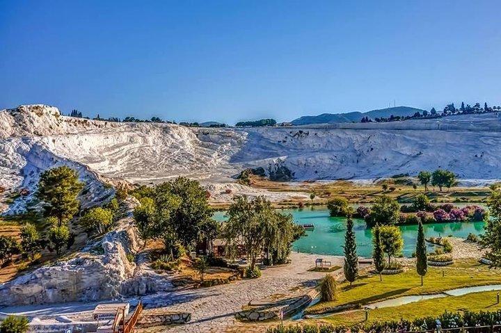Tour giornaliero di Pamukkale e Hıerapolis da Pamukkale e Karahayıt