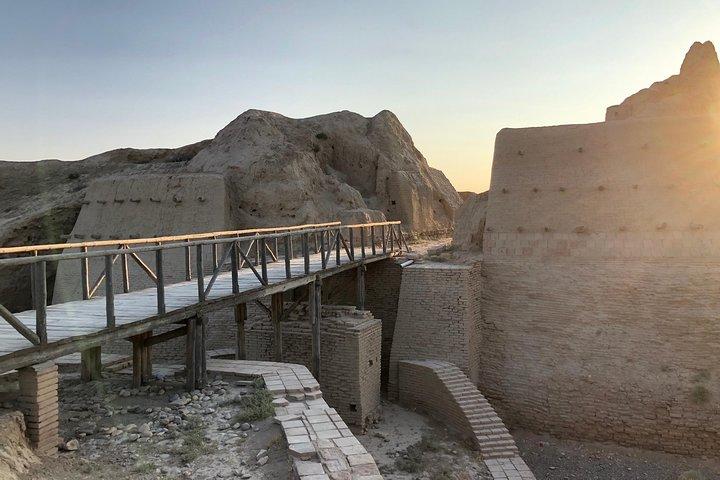 Die große Seidenstraßentour durch Kasachstan: Taraz-Shymkent-Turkestan-Otrar-Sauran