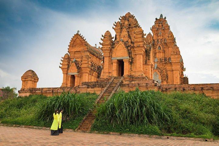 My Son Sanctuary Small Group Tour & Cultural Ceremony from Hoi An - Full Day