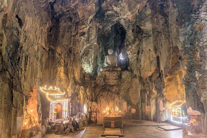 ホイアン発のマーブルマウンテンツアーとマイサンクチュアリ小グループツアー–終日