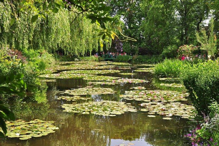 Private Giverny with Minivan
