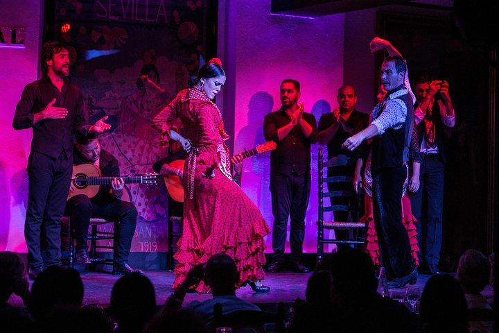 Espectáculo Flamenco en Tablao El Arenal con Bebida y Cena Opcional o Tapas