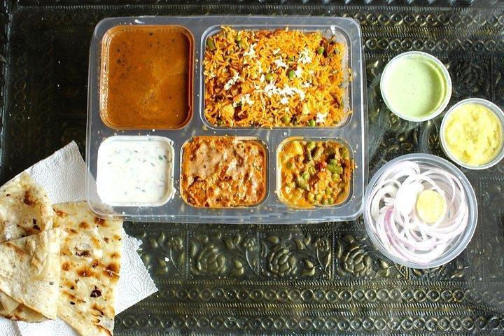 Transit Tour-Guided Best Old Delhi's Atracciones & Food Tour