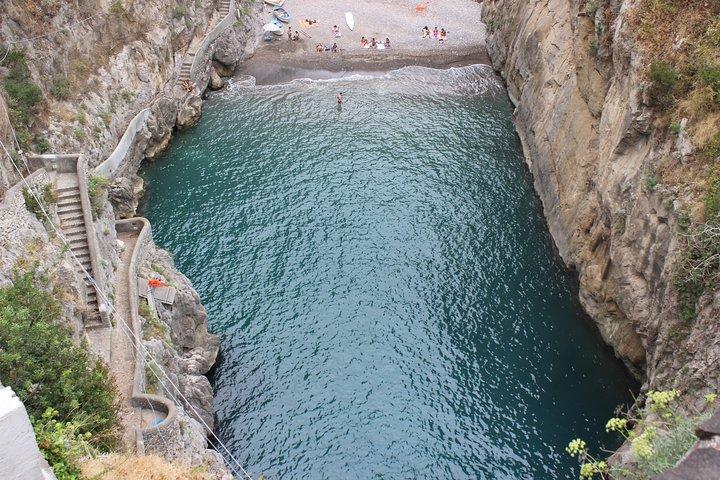 Positano & Amalfi door draagvleugelboot uit Salerno. Privé rondleiding met gids