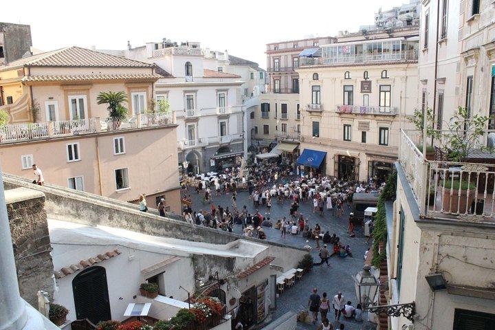 Positano & Amalfi door draagvleugelboot uit Salerno. Privé rondleiding met gids