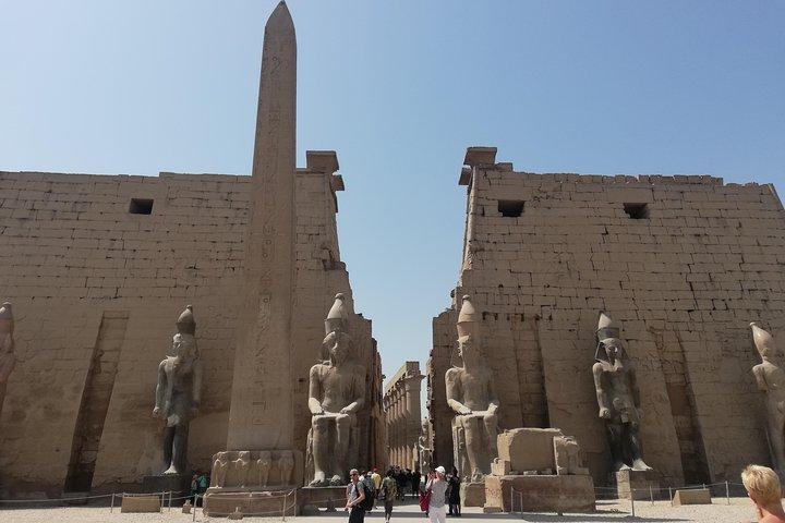 Viaje privado a Luxor desde Hurghada, el valle de queens y el templo de Luxor