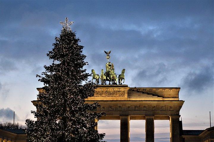 Berlin Christmas Lights Live Tour + Mulled Wine & Gingerbread