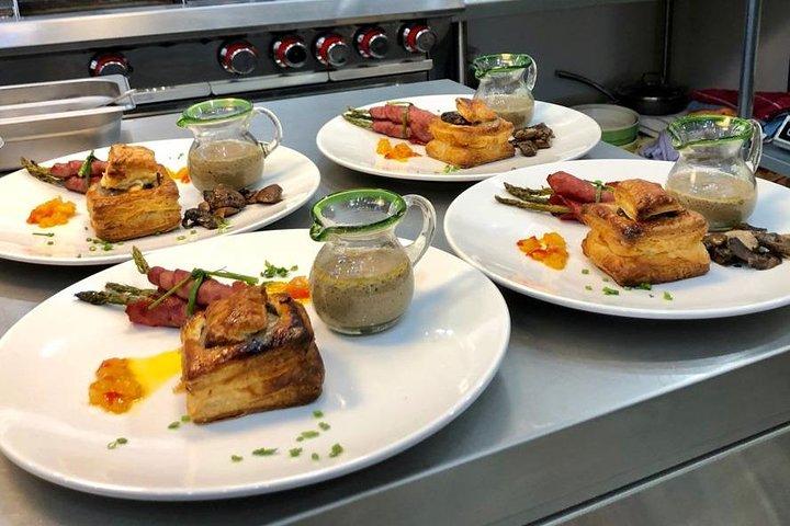 Viator Exclusive: Gourmet Brunch in Santa Fe mit Chefkoch Carolina