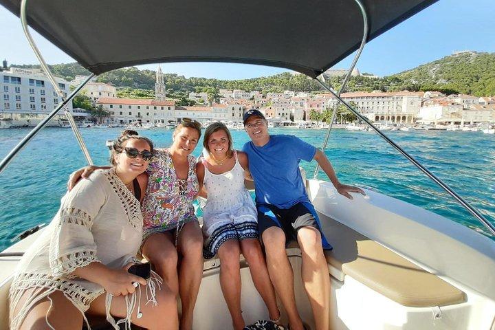 Hvar und Red Rocks - Private Bootstour von Split oder Trogir