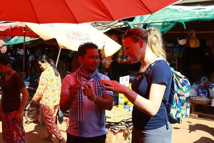 Kampong Phluk Floating Village & Sunset Lake Tour