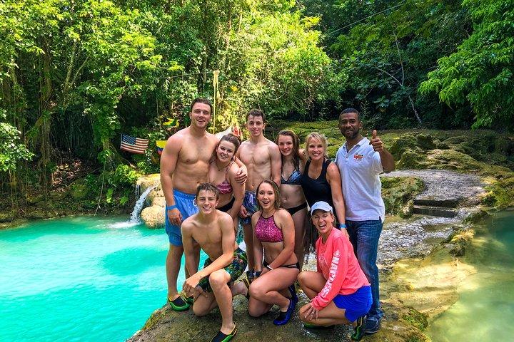 Points forts d'Ocho Rios, Blue Hole Secret Falls et Jerk Stop depuis Falmouth