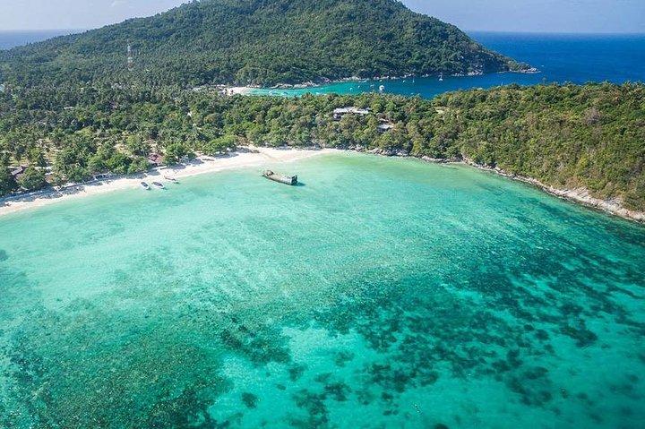ラチャとコーラル島の日帰り旅行+プーケットからの豪華カタマランによる日没