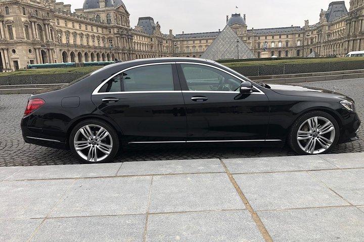 Private round transfer from Paris hotel to PSG Stadium