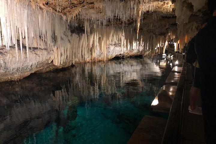 Entrada para Crystal Caves e Bermuda Underwater Exploration Institute