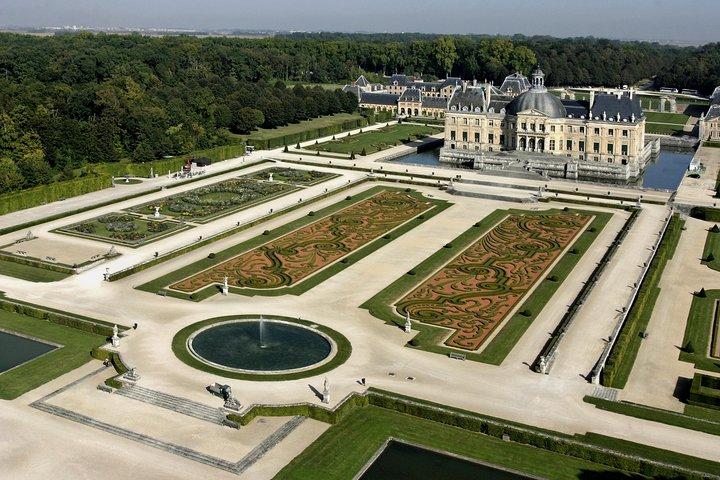 Privat Vaux le Vicomte med Minivan