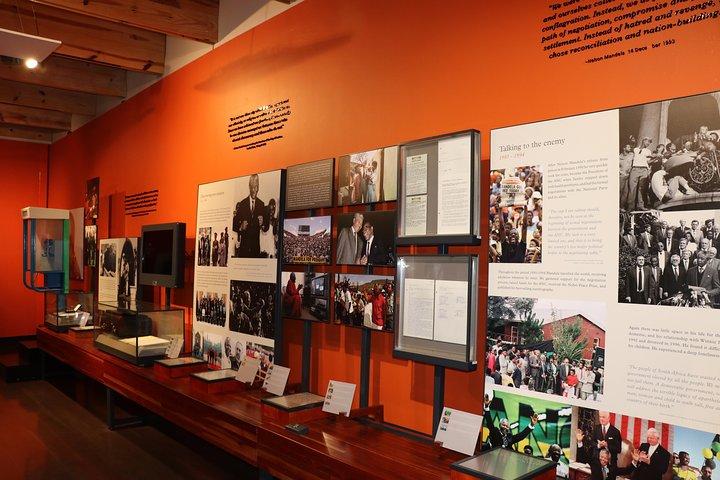 Museo dell'Apartheid Soweto di un'intera giornata e tour di Johannesburg