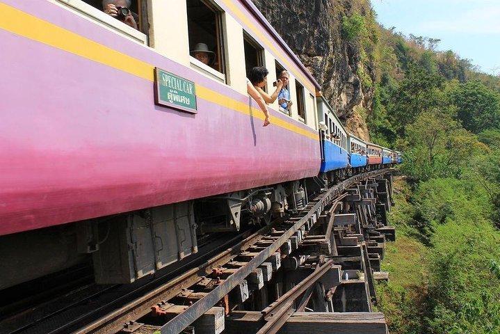 De Bangkok: Kanchanaburi destaca excursão para grupos pequenos de 1 dia