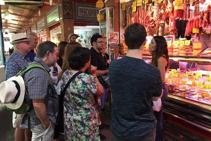 Restauranter i nærheden af Triana Market Food Tour - Jamón, Cheese & Sherry Wine