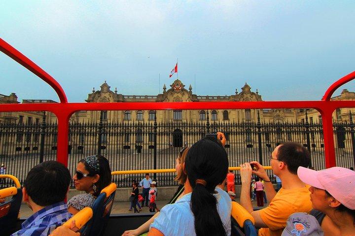 パノラマバスで行くリマの日帰りツアー + サンフランシスコのカタコンベ