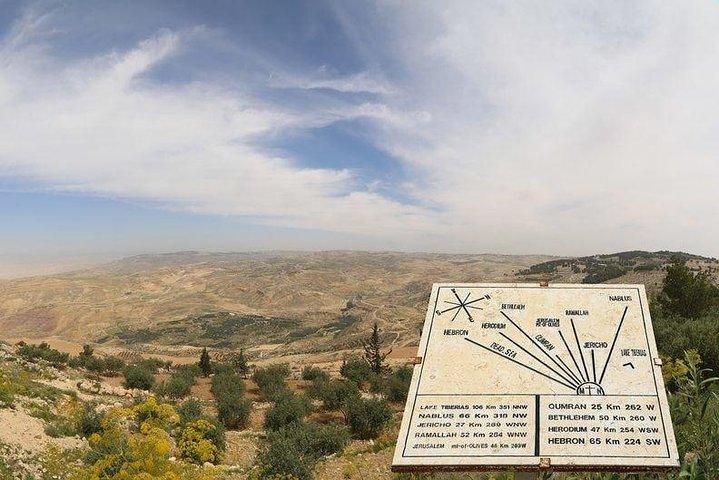 Day Tour to Madaba & Mount Nebo From Amman