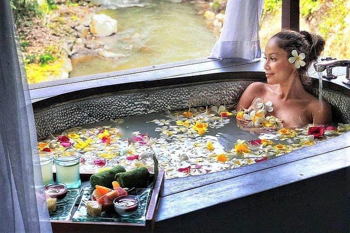 Relaxing Massage Experience at Maya Ubud Spa