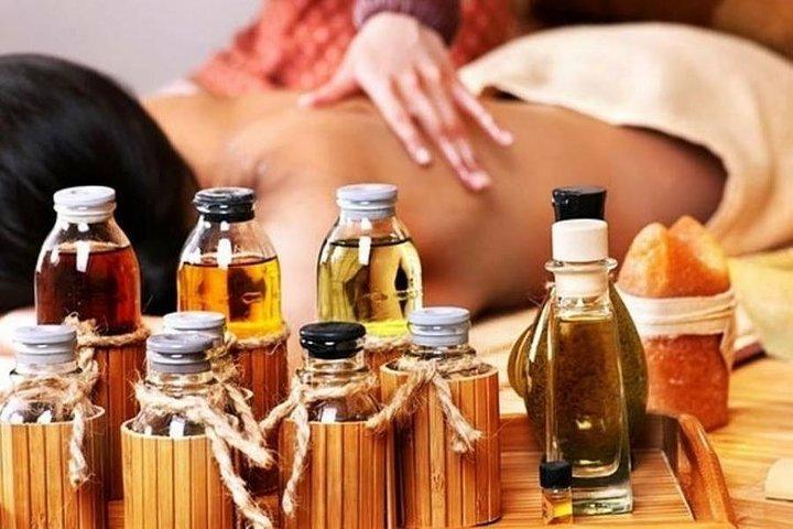120 minutes Full Body Relaxing Massage + Head Massage + Feet Massage For Couples