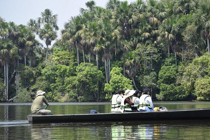 サンドバル湖国立保護区、ハイキング、野生動物探索