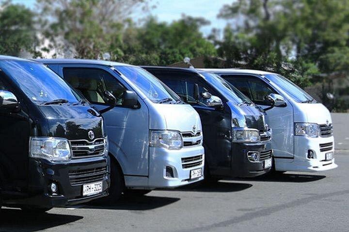 ガイド付き 1 日あたりのレンタカー - スリランカ