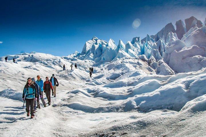 Incredibile minitrekking nel ghiacciaio Perito Moreno
