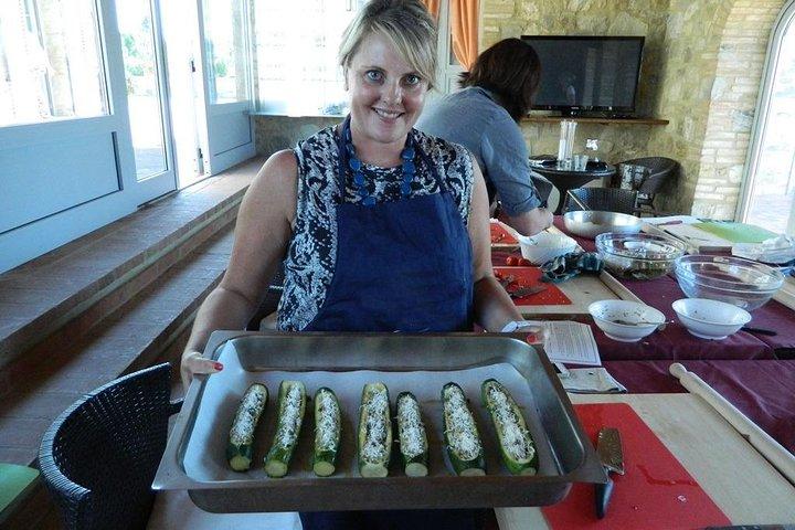 プロのシェフが教えるトスカーナの限定料理レッスン