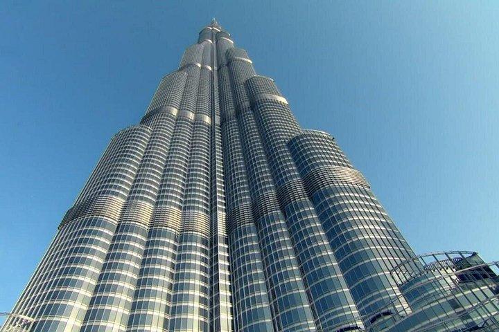En la cima, Burj Khalifa 124/125