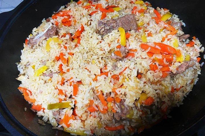 広州での新jiang料理の食事体験付きパールリバーナイトクルーズ