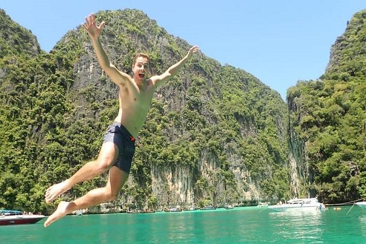 Excursión a la isla de Phi Phi Viking Cave Monkey Beach Khai Island desde Phuket