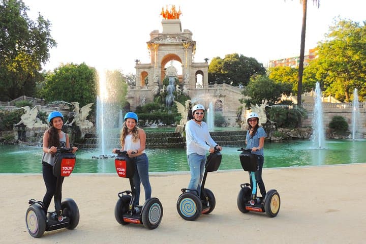 Private Live Guided Barcelona Segway Tour - 180 min