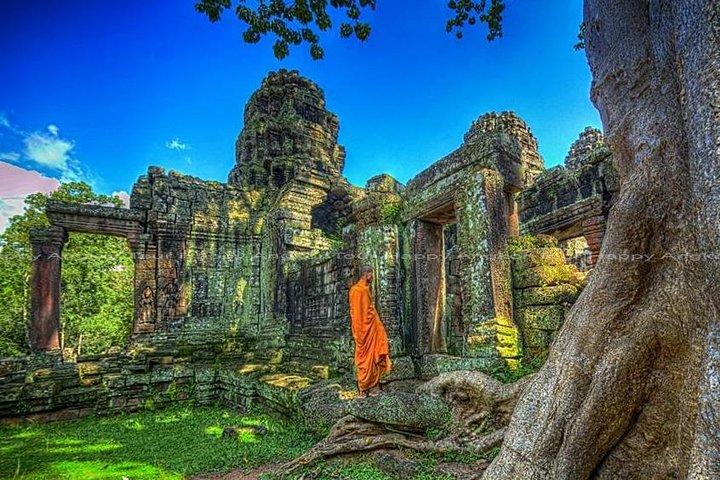 Angkor Wat de 2 días con templos en Small Circle y Kulen Waterfall