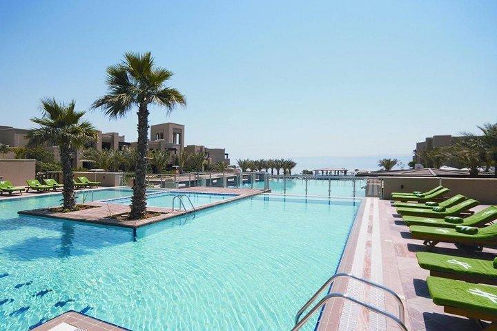 Uso diurno com almoço em um resort do Mar Morto Transporte privado